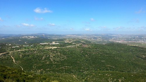 השמים החברים את ישראל ולבנון - אמן יום אחד יהיו שמים של שלום