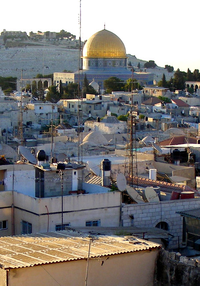 שכבות של היסטוריה, הר הזיתים, כיפת הסלע ובתי העיר העתיקה